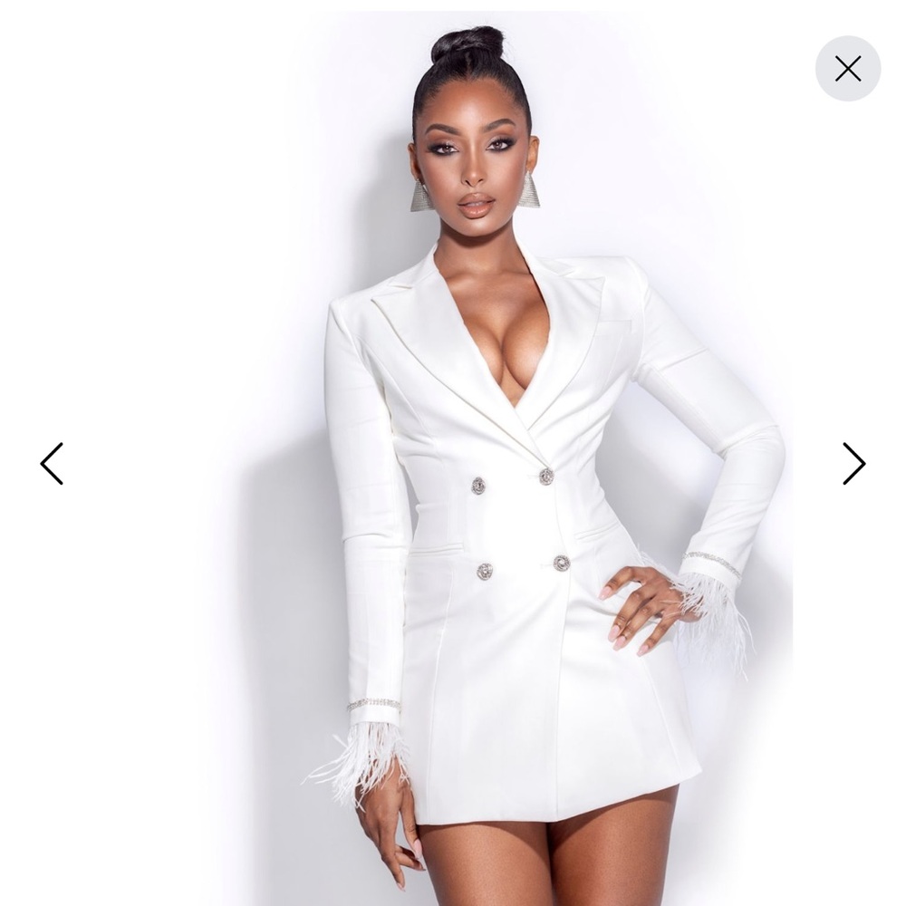 MISS CIRCLE white blazer dress